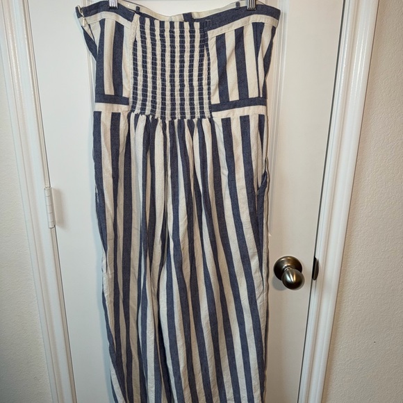 ⚡️AMERICAN EAGLE Blue & White Vertical Stripe Strapless Jumpsuit - Picture 5 of 5